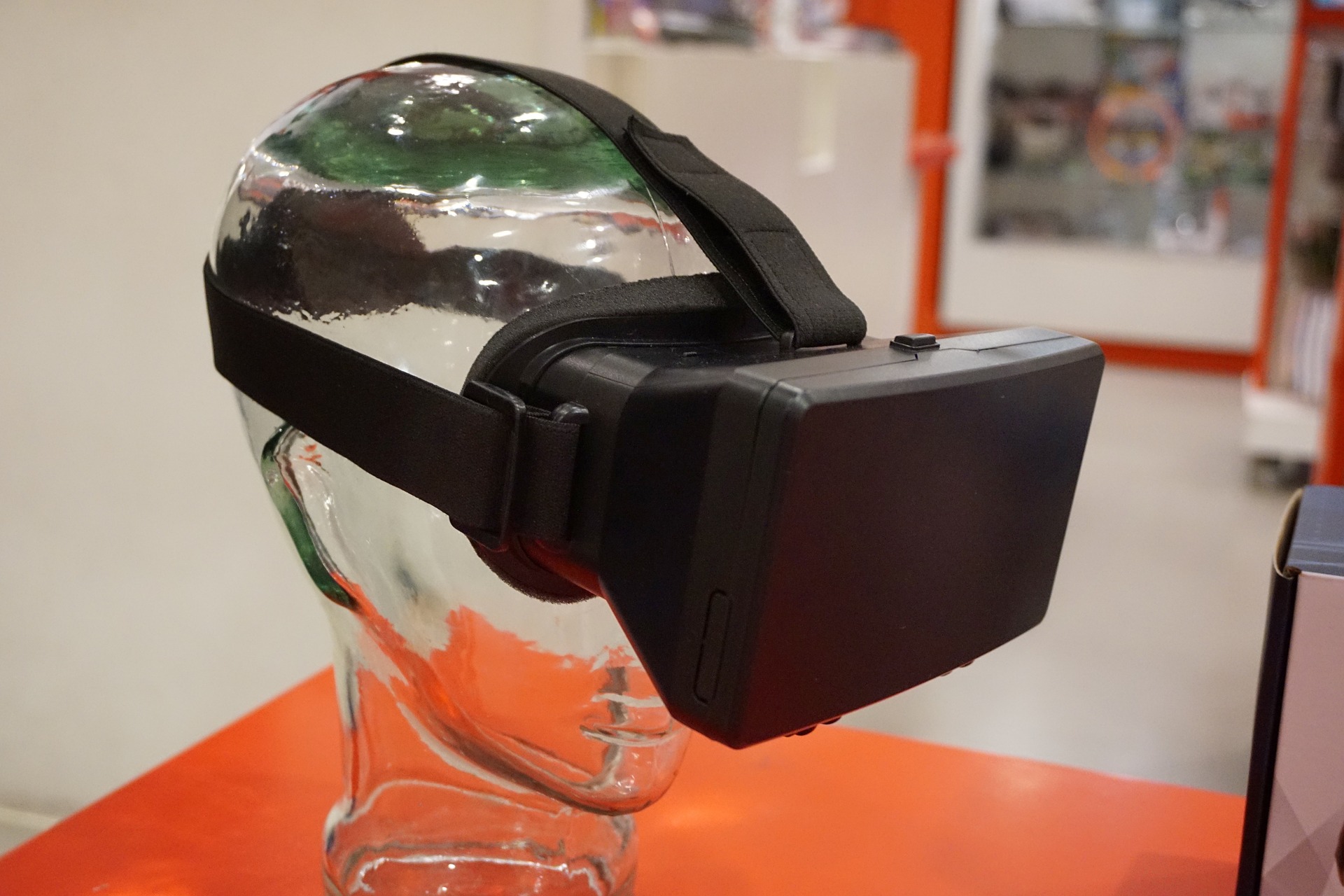 image of oculus VR headset